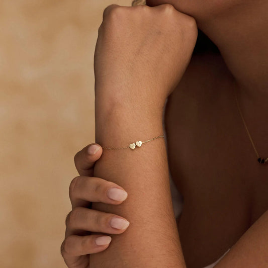 Pulsera personalizada con inicial y corazón