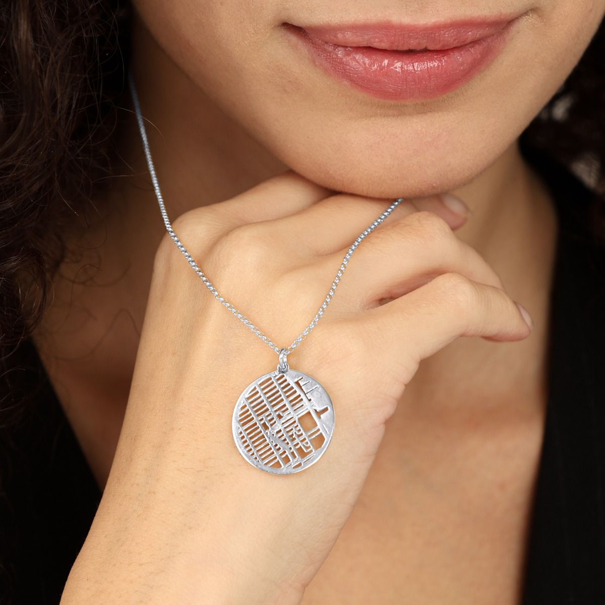 Collar personalizado con mapa