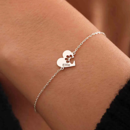 Pulsera personalizada con nombre y pata de corazón