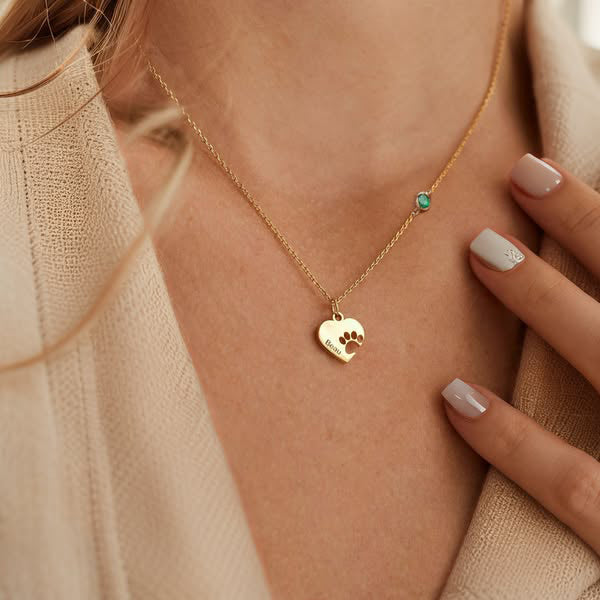 Collar personalizado con nombre y pata de corazón